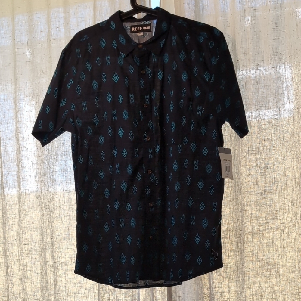 Reef Black and Blue Casual Button Down Shirt